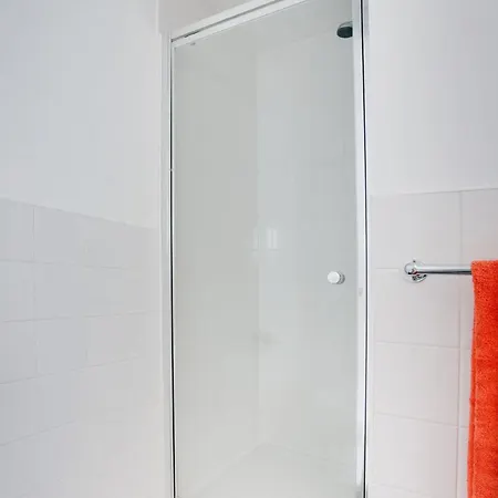Bright And Modern Ensuites At The Metalworks Apartman *